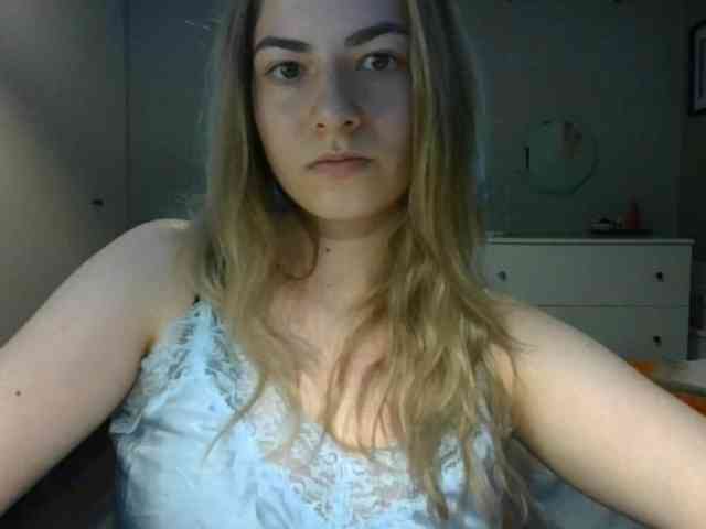 RosieJune webcam