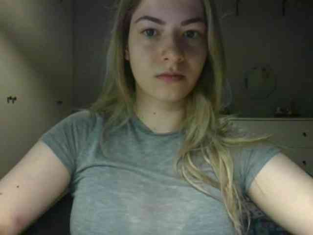RosieJune webcam