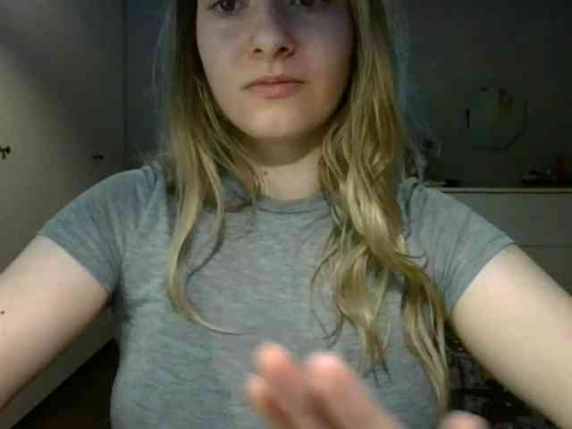 RosieJune webcam
