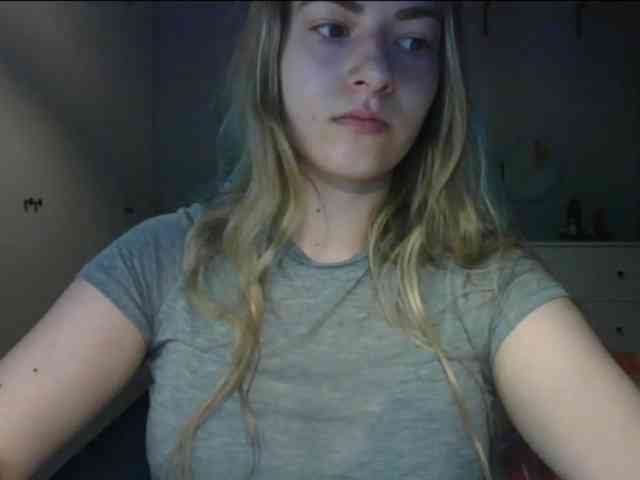 RosieJune webcam