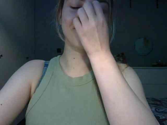 RosieJune webcam