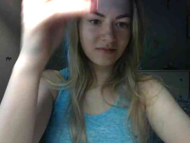RosieJune webcam