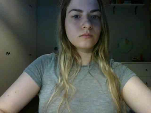 RosieJune webcam