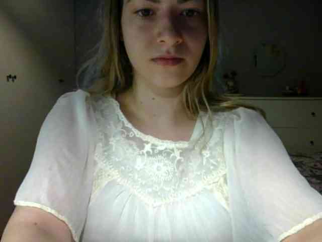 RosieJune webcam