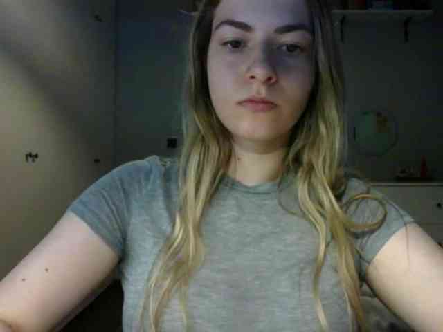 RosieJune webcam