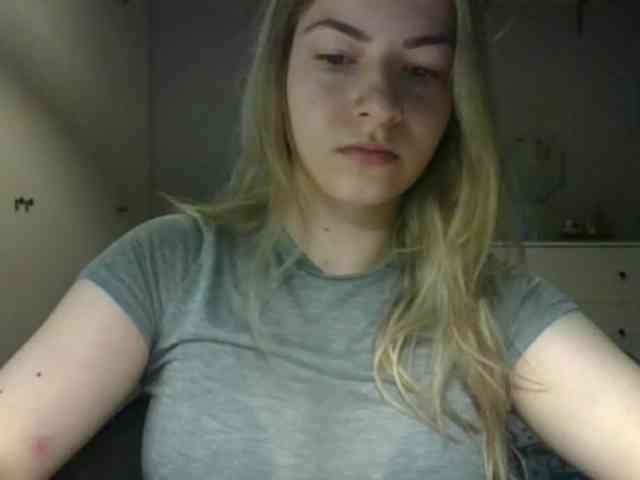 RosieJune webcam