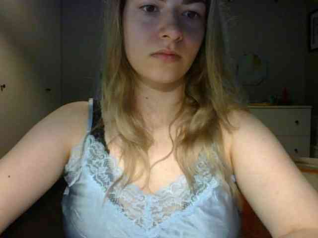 RosieJune webcam