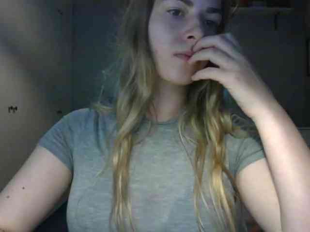 RosieJune webcam