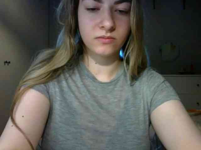 RosieJune webcam