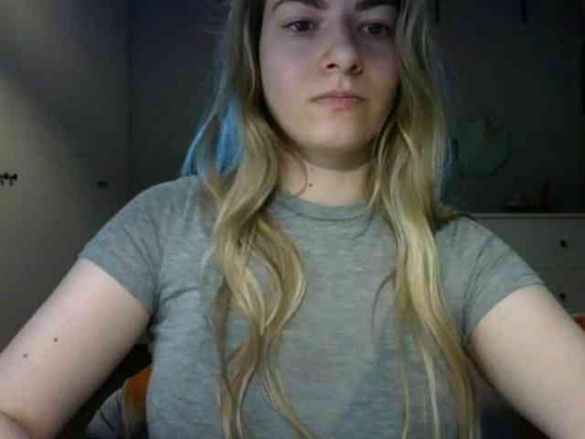 RosieJune webcam
