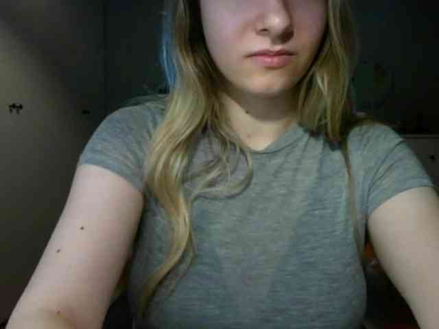 RosieJune webcam