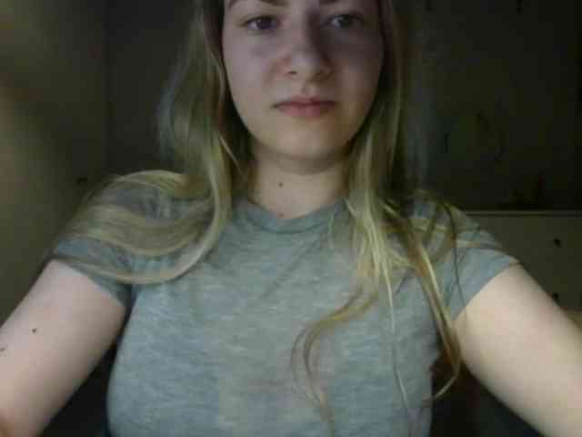 RosieJune webcam
