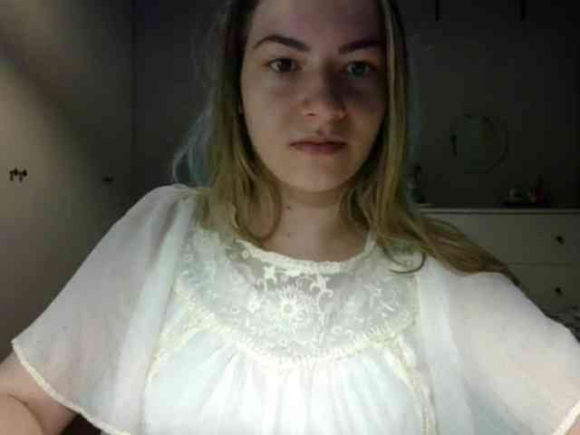Model: RosieJune