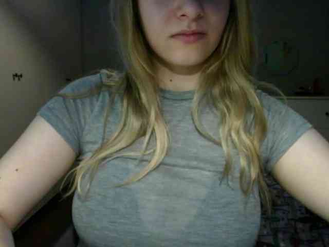 RosieJune webcam