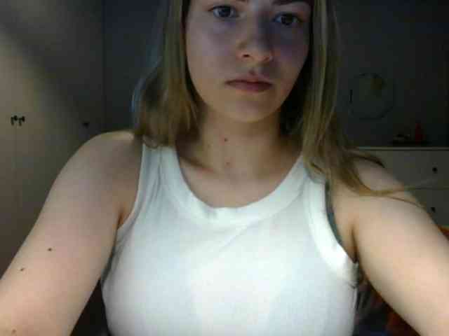RosieJune webcam