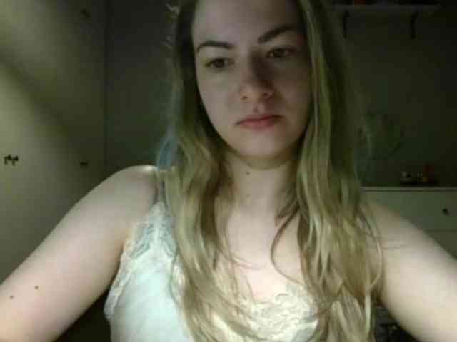 RosieJune webcam