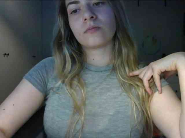 RosieJune webcam