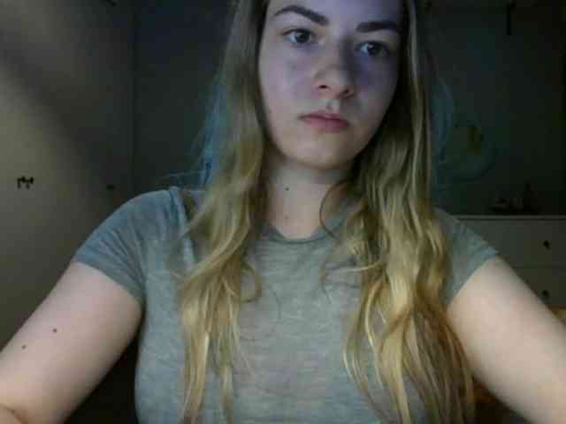 RosieJune Sex Cam Show