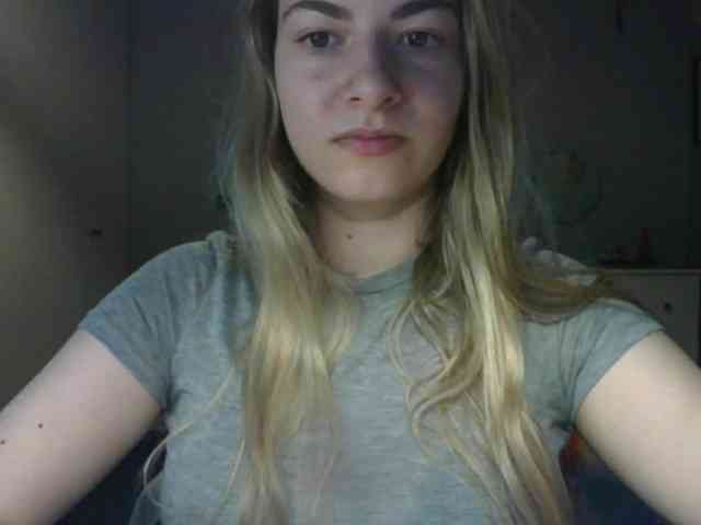 RosieJune webcam