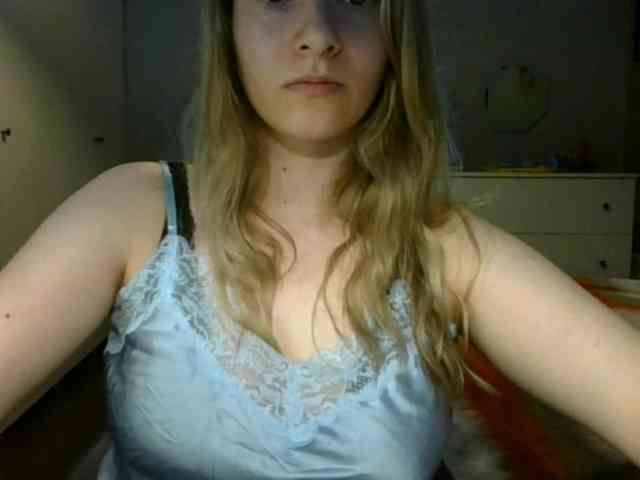RosieJune webcam
