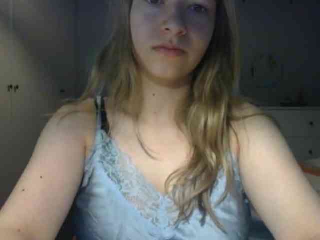 RosieJune webcam