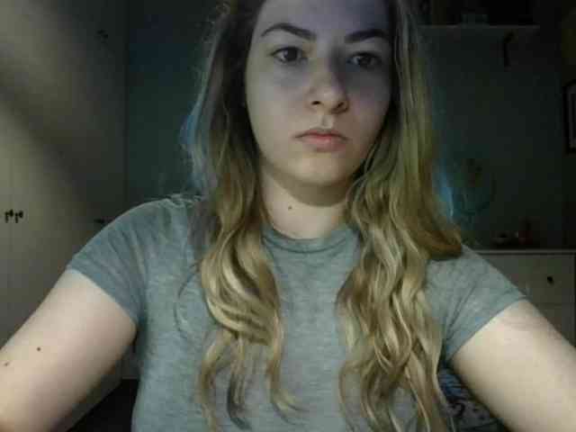 RosieJune webcam