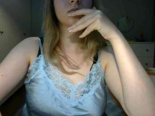 RosieJune webcam