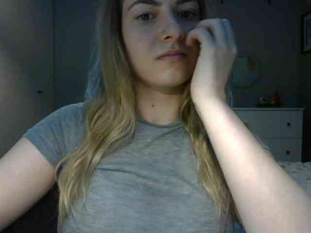 RosieJune webcam