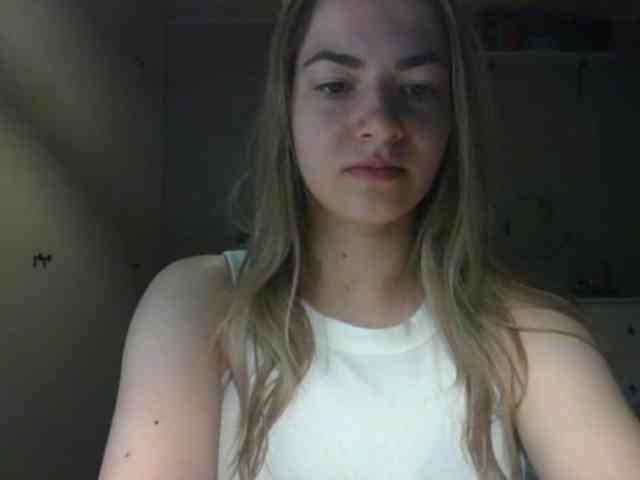 RosieJune webcam