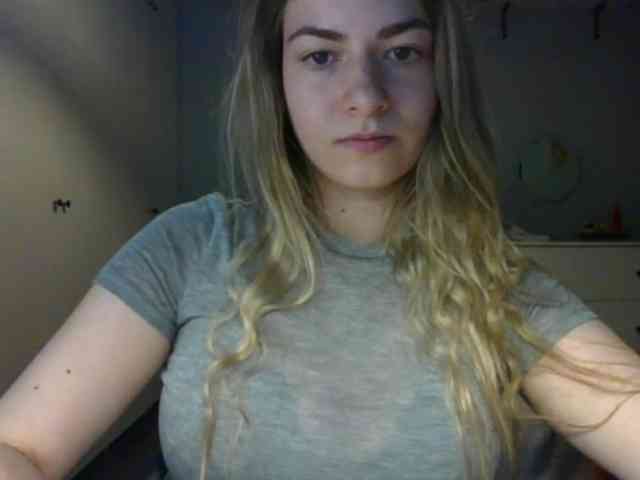 RosieJune webcam