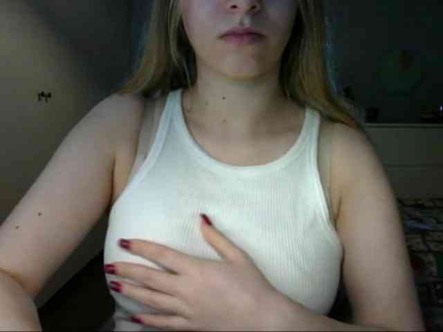 RosieJune webcam