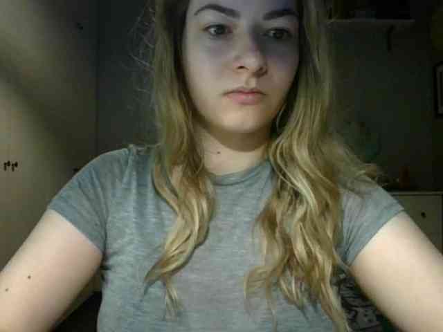RosieJune webcam