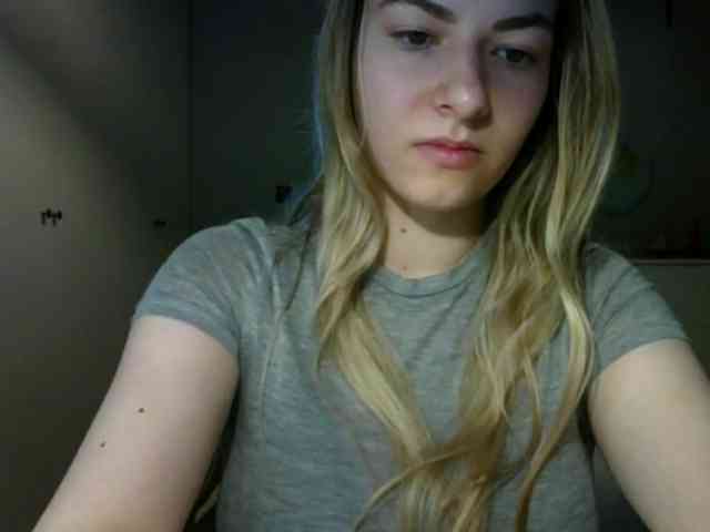 RosieJune webcam