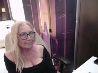 BlondeSofia Porn Show
