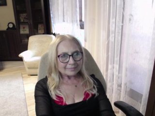 BlondeSofia Porn Show