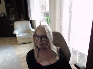 BlondeSofia Porn Show