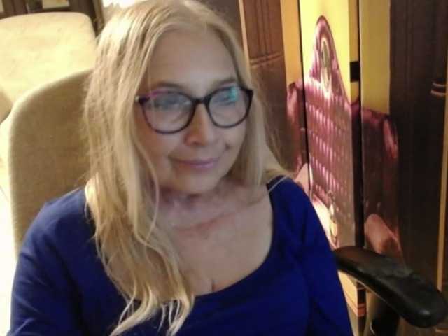 BlondeSofia live cam on BongaCams
