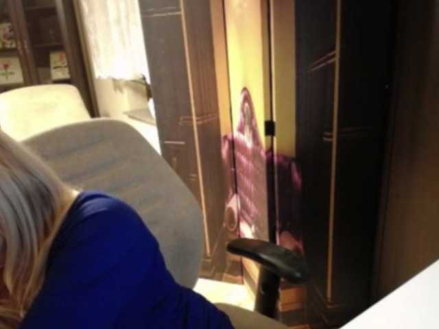 BlondeSofia live cam on BongaCams