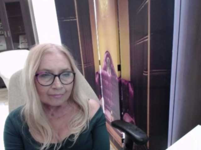 BlondeSofia live cam on BongaCams