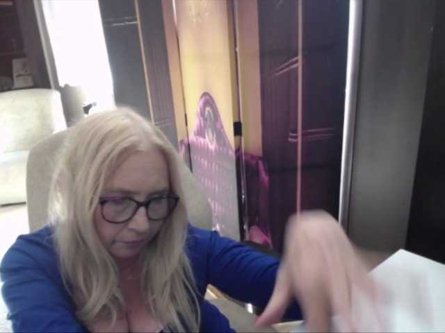 BlondeSofia live cam on BongaCams