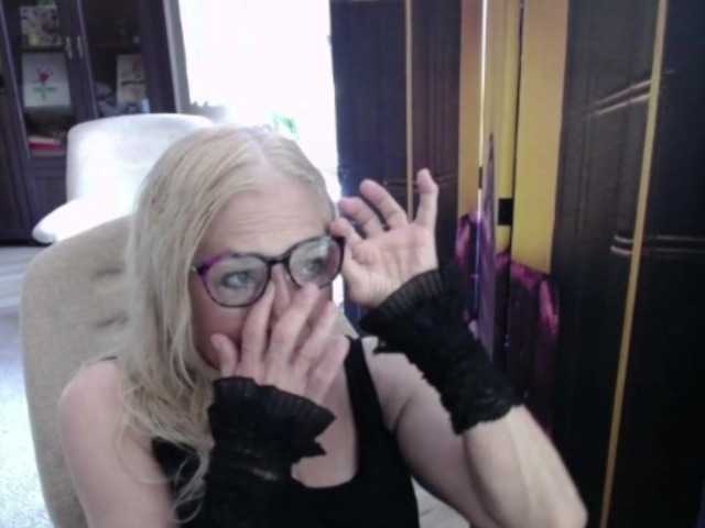 BlondeSofia live cam on BongaCams
