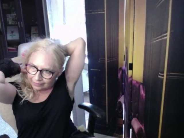 BlondeSofia live cam on BongaCams