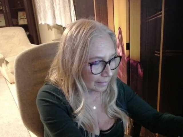 BlondeSofia live cam on BongaCams