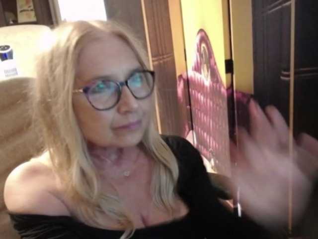 BlondeSofia live cam on BongaCams