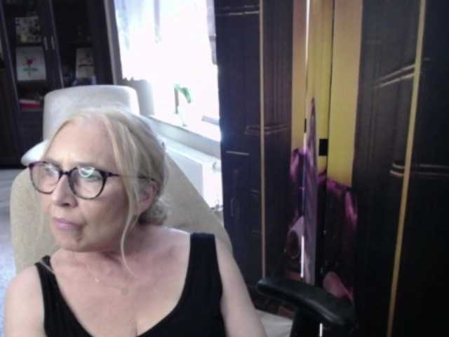 BlondeSofia live cam on BongaCams