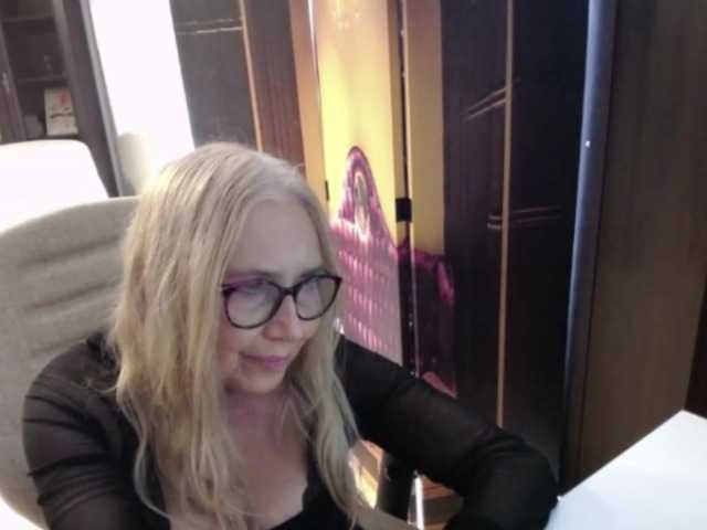 BlondeSofia webcam bongacams model stream image