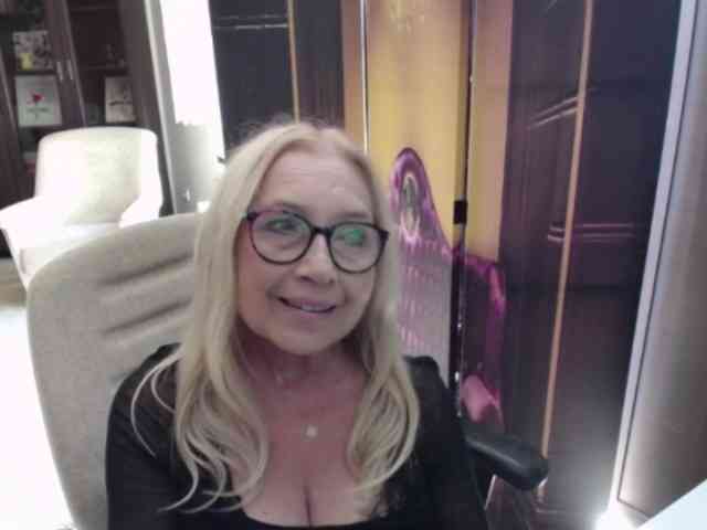 Modelo: BlondeSofia