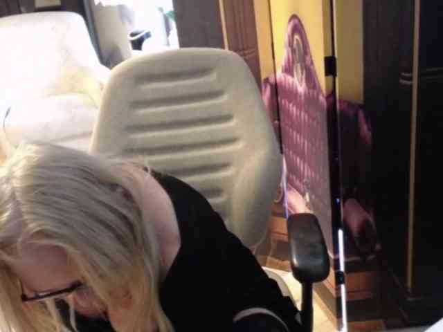 BlondeSofia webcam