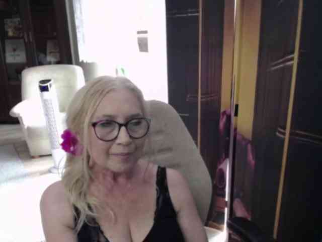 BlondeSofia
