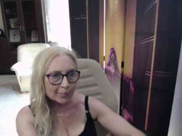BlondeSofia
